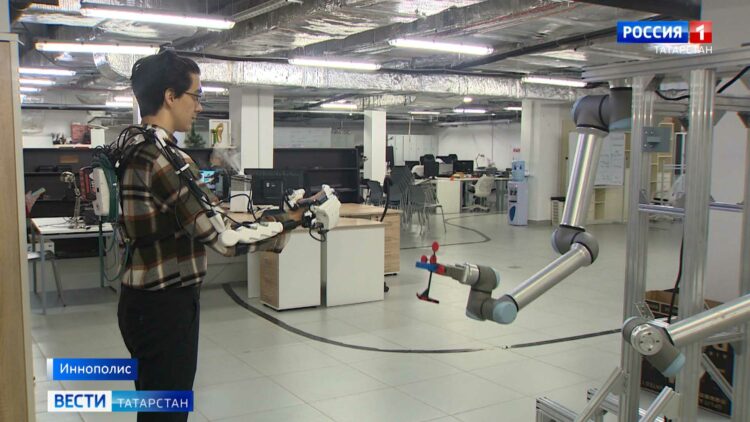 В Иннополисе представили экзоскелет «Аватар»