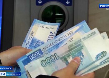 В Казани активисты приготовили варенье и написали письма для бойцов-участников спецоперации