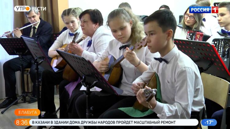 В Елабужскую музыкальную школу по нацпроекту доставили новые инструменты