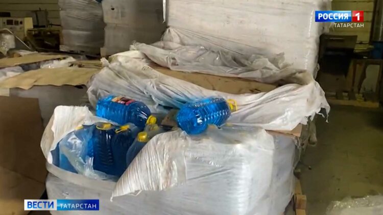 В Татарстане накрыли склад с более 33 тыс. литров контрафактной «незамерзайки»