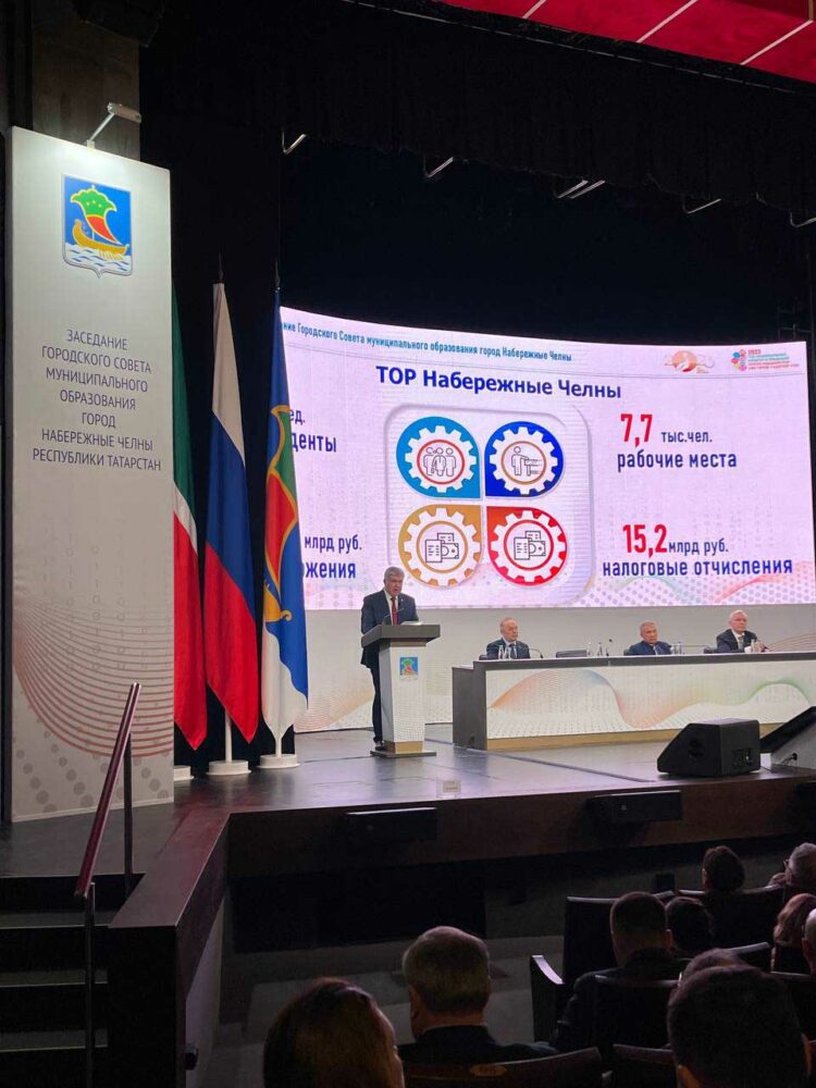 Рустам Минниханов прибыл с рабочим визитом в Набережные Челны