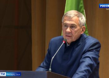 Рустам Минниханов указал на болевые точки Рыбно-Слободского района