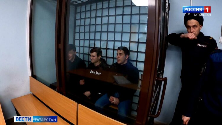 «Прошу не наказывать строго»: похитившие 15 млн из отдела Следкома РТ выступили в суде с последним словом