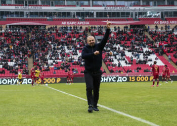 Легенде «Рубина» Гекденизу Караденизу предложили возглавить «Рубин-2»