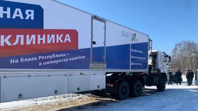 В селе Тетюшского района открыли по нацпроекту «Поликлинику на колесах»