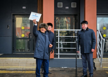 Рустам Минниханов принял участие в заселении учителей в соципотечный дом