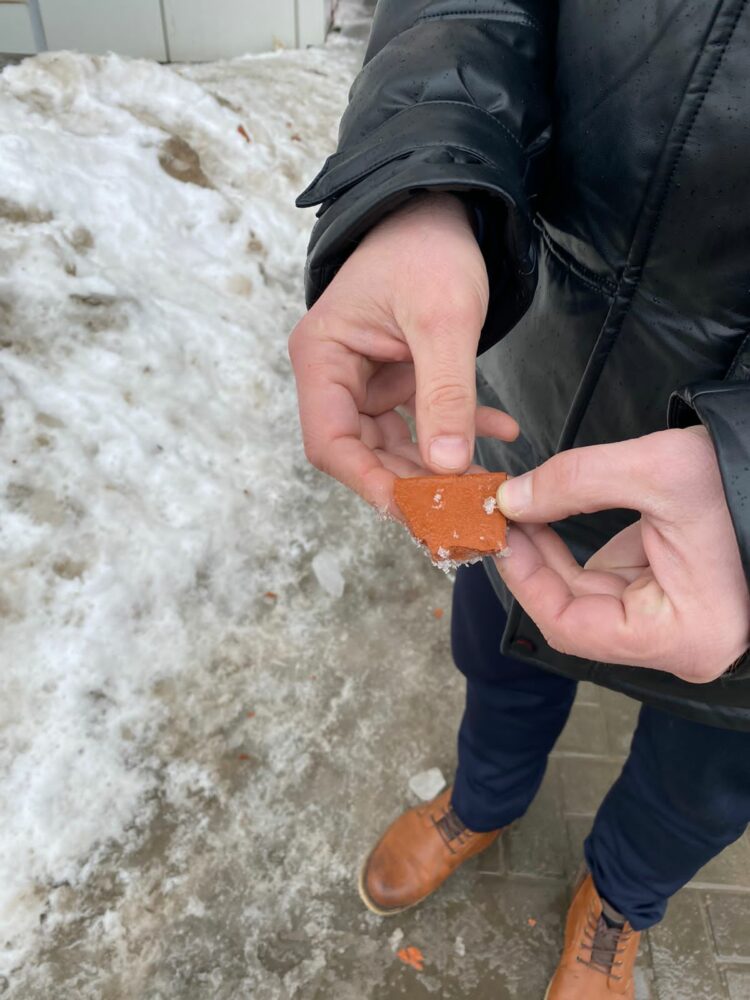 Прокуратура Челнов начала проверку после падения кирпича с дома на голову ребенка