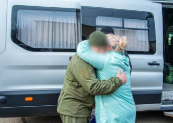 Бойцы из Нижнекамска после отпуска отправились в зону СВО