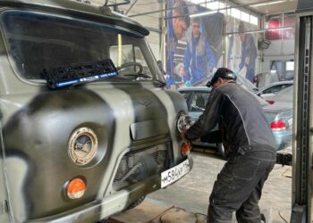 Предприниматель из Нижнекамска отправит бойцам СВО машину