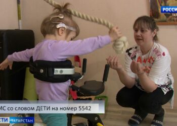 Настя Гармонова с хронической глухотой нуждается в вашей помощи