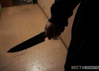 Школьница из Казани изрезала себе лицо для привлечения внимания