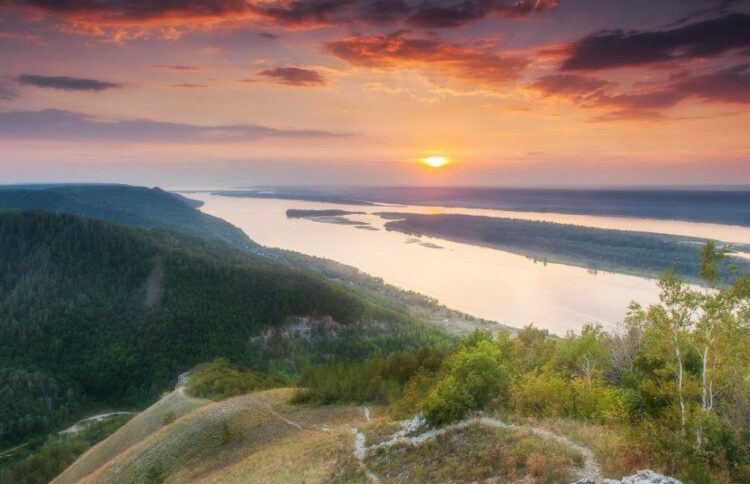 В Татарстане открыли новый пешеходный маршрут вдоль Волги
