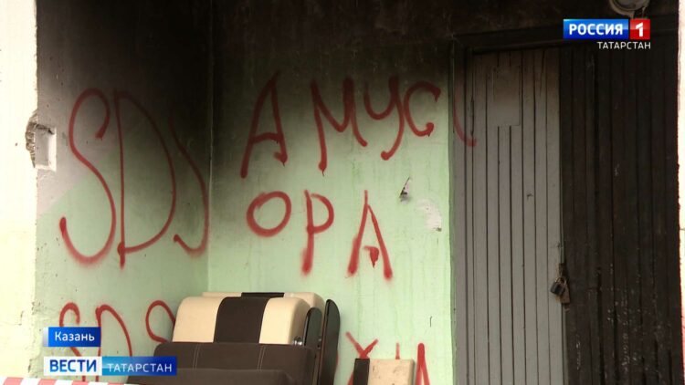 Увязают в грязи: жители поселков Казани жалуются на бездорожье