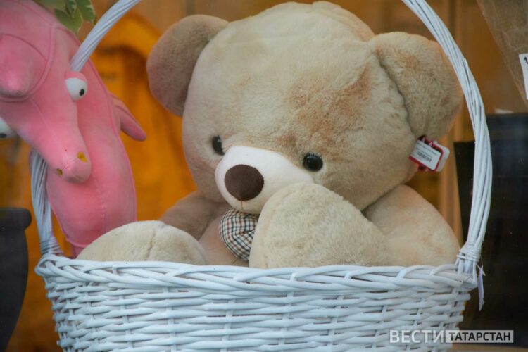 Россияне назвали самые плохие подарки на 8 Марта и 23 февраля