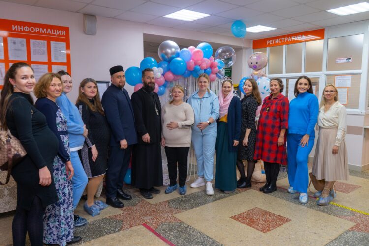 «Остались без поддержки близких»: в Центре защиты семьи рассказали, с какими проблемами сталкиваются женщины Татарстана