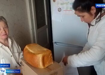 Более 135 тонн гумпомощи прибыло в Лисичанск из Татарстана