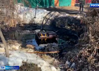 В Альметьевский район на место разлива нефти повторно выехали инспекторы Минэкологии