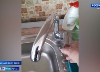 Вместо крана — родник: жители села в Татарстане почти неделю без капли воды