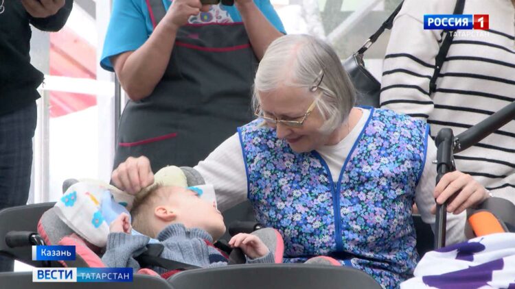 В казанском хосписе прошел благотворительный концерт ВИА «Волга-Волга»