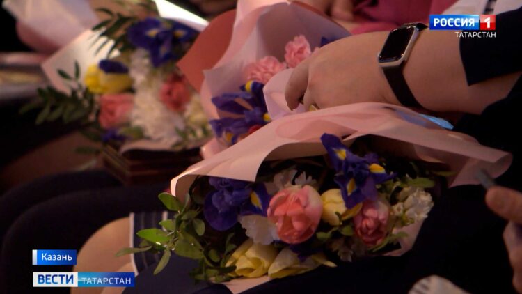 В Казани наградили победителей конкурса «Женщина года. Мужчина года: женский взгляд»