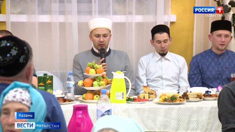 В честь Рамадана нуждающимся семьям раздадут около 3,5 тонн продуктов