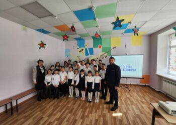 В Буинском районе по нацпроекту для школьников прошел «Урок цифры»
