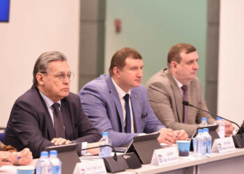 Рифат Сабитов принял участие в заседании комиссии Генсовета «Единой России»