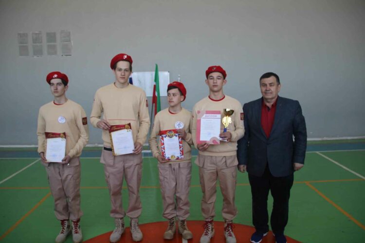 В Муслюмовском районе по нацпроекту провели военно-спортивную игру