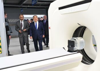 Минниханов посетил предприятие «Адвин» в Минске