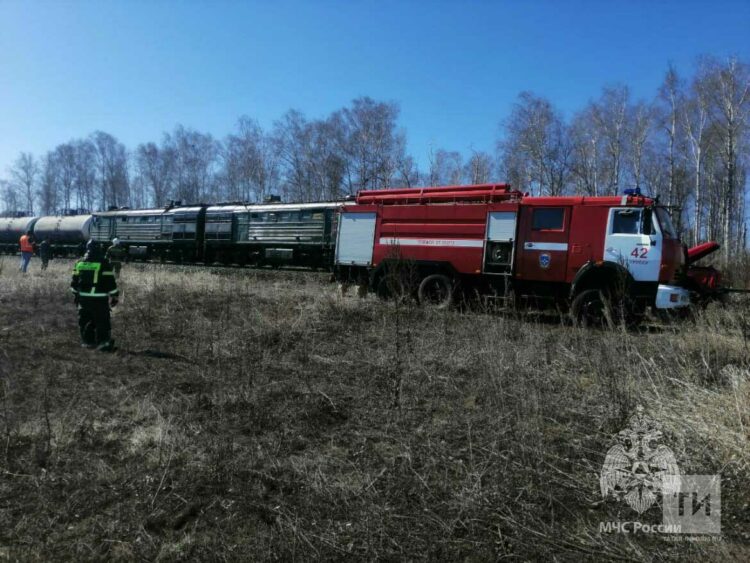 В Ютазинском районе загорелся тепловоз