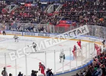 ЦСКА отбирает преимущество у «Ак Барса»: счет во 2-м периоде 3:1