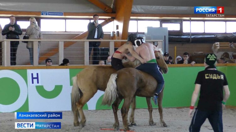 В Азнакаевском районе прошли соревнования корэш на лошадях