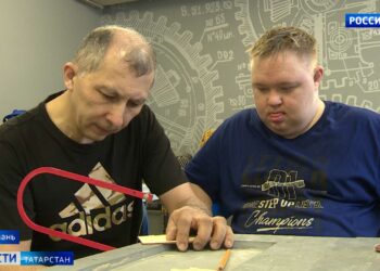 В центре «Мастерок» организовали уроки гончарного дела для детей с ментальными нарушениями