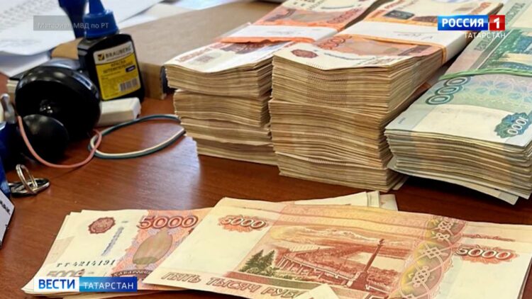 В Альметьевском районе прошел разлив нефти размером с небольшое озеро