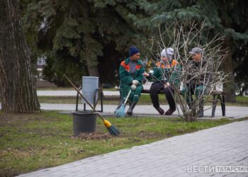 Минниханов поручил привести в порядок общественные пространства Татарстана