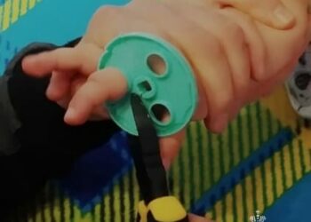 В Казани любопытному маленькому ребёнку понадобилась помощь спасателей