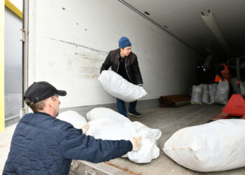 Из Казани в Лисичанск отправили почти 96 тонн гумпомощи