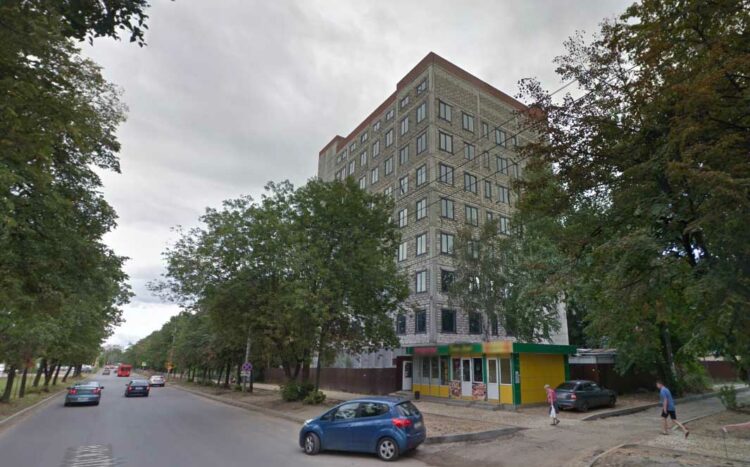 В Казани выставили на продажу гостиницу-долгострой за 170 млн рублей