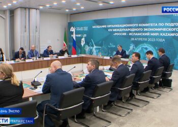 Старт дан: строители замкнули новый мост через Оку на трассе М12