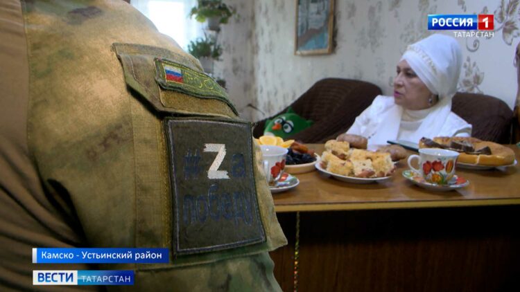 В Татарстане братья вернулись из зоны спецоперации на день рождения мамы