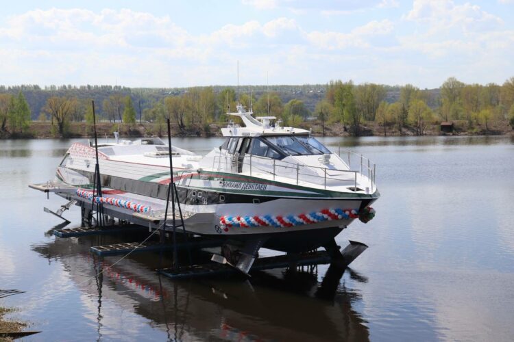 В Зеленодольске торжественно спустили на воду судно «Метеор — 2020»