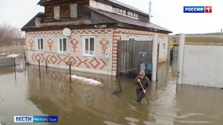 В Татарстане продолжается подъем уровня воды в двух реках