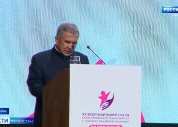 Минниханов назвал важным решение Путина о создании фонда поддержки детей с тяжелыми заболеваниями