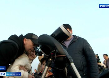 В Зеленодольске пешеходы преодолевают холмы, рискуя попасть в больницу с переломами