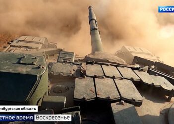 «Бог войны — это танки»: курсанты-танкисты отрабатывают контрольный стрельбы в Оренбургской области