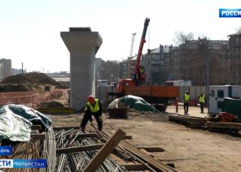 Хирурги РКБ за раз удалили у женщины камни, грыжу и кисту весом 20 кг