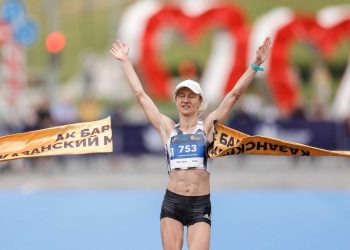 В «Казанском марафоне» приняли участие 12 тысяч бегунов из 15 стран