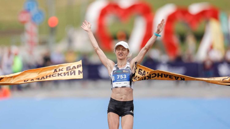 В «Казанском марафоне» приняли участие 12 тысяч бегунов из 15 стран