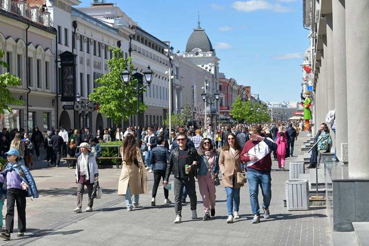 Мэр Казани обсудил с предпринимателями развитие бизнеса у воды и благоустройство Баумана