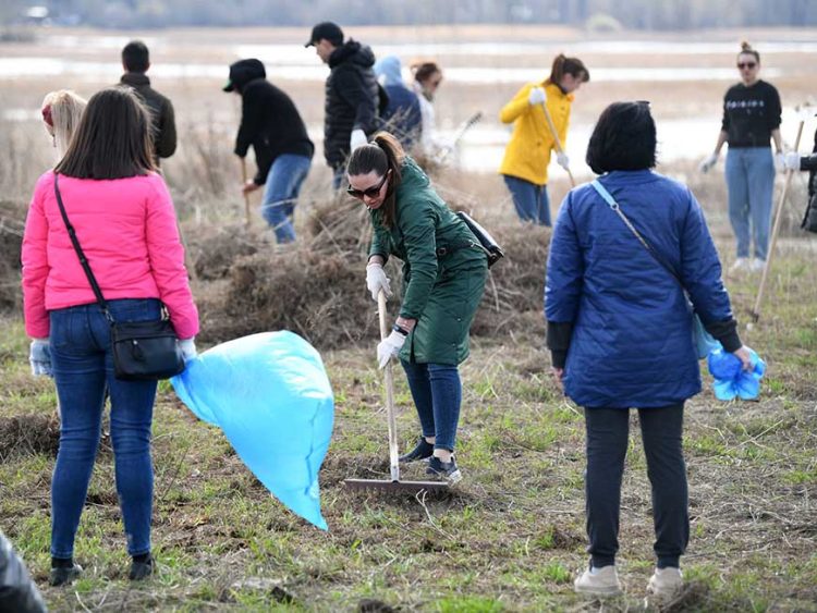 Жители Казани 13 мая выйдут на очистку берега Волги